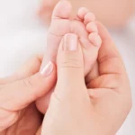 Deine Doula Erding-babymassage-380x440